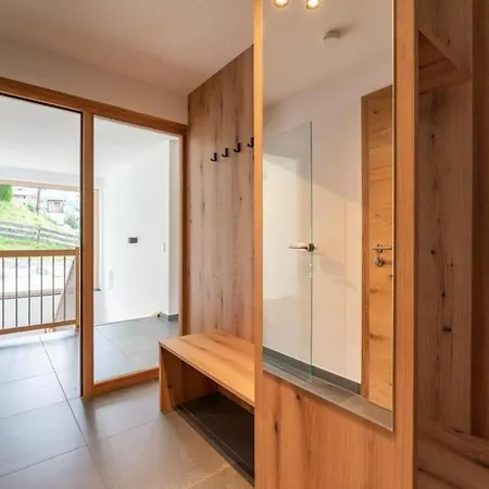 Feriehus Schmittenblick 2 *
